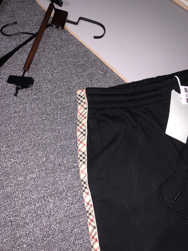 ブランドハーフパンツ素材ディテール